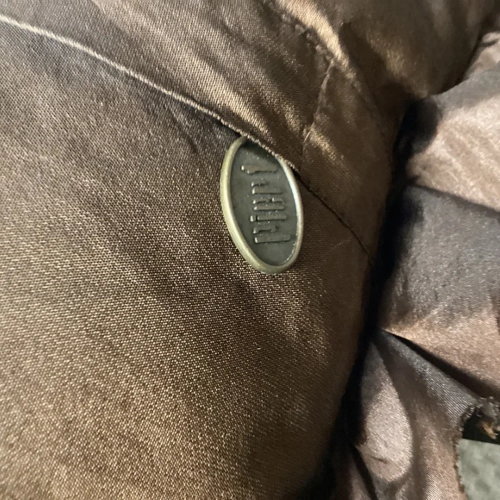 Pier One Brown Ruffle Throw Pillow Shabby Chic‎ Boho Modern 17 x 17